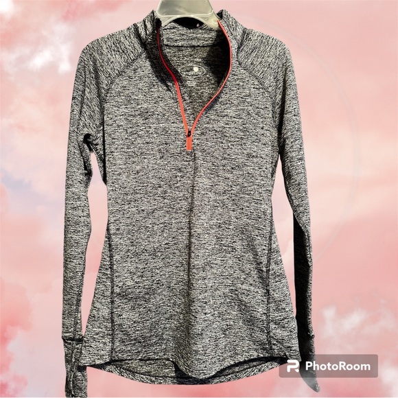Tangerine Tops - pre-owned size S activewear for women
